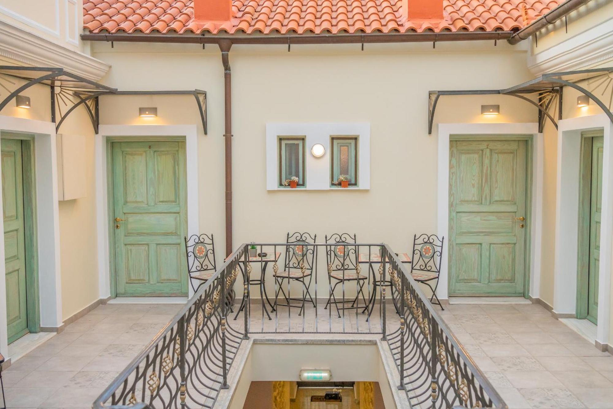 The Stone Manor , Noho Boutique Thissio Athènes Extérieur photo